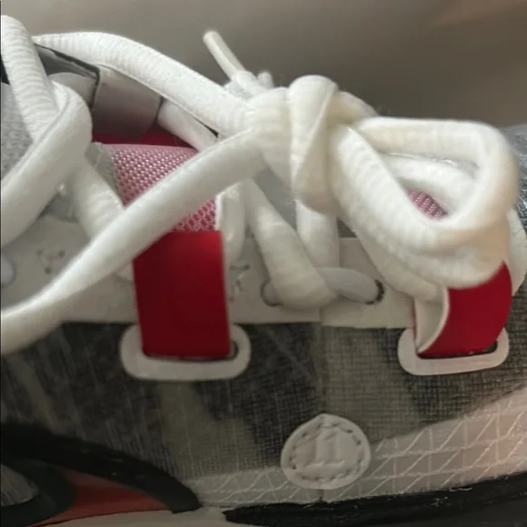 NIKE KYRIE 8 GO GS 'WHITE UNIVERSITY RED-BLACK’ NiB 4.5Y - Picture 10 of 15